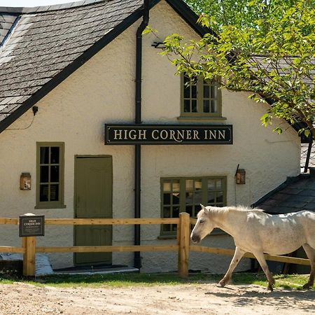 High Corner Inn Godshill  外观 照片