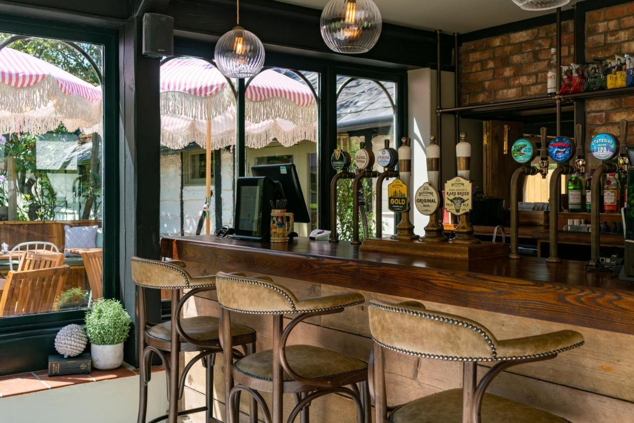 High Corner Inn Godshill  外观 照片