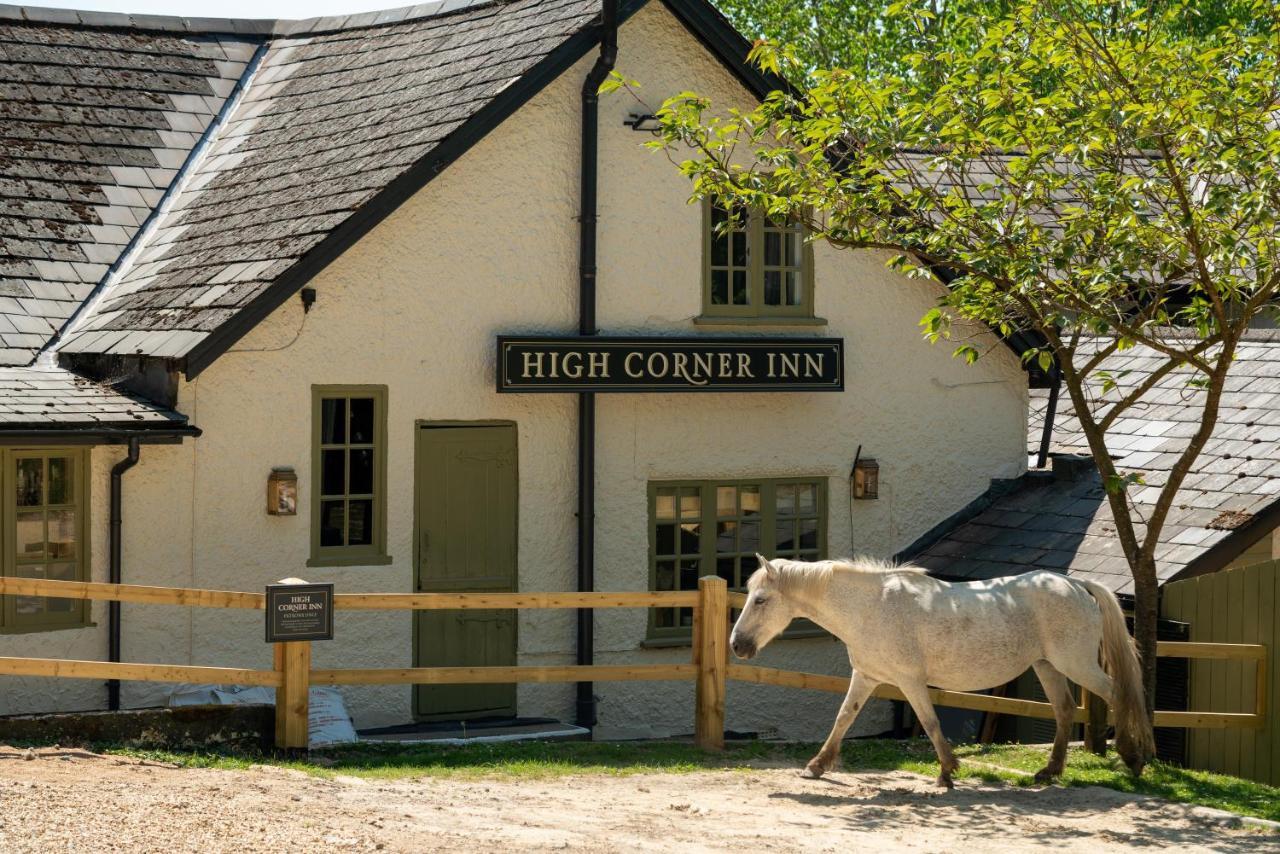 High Corner Inn Godshill  外观 照片